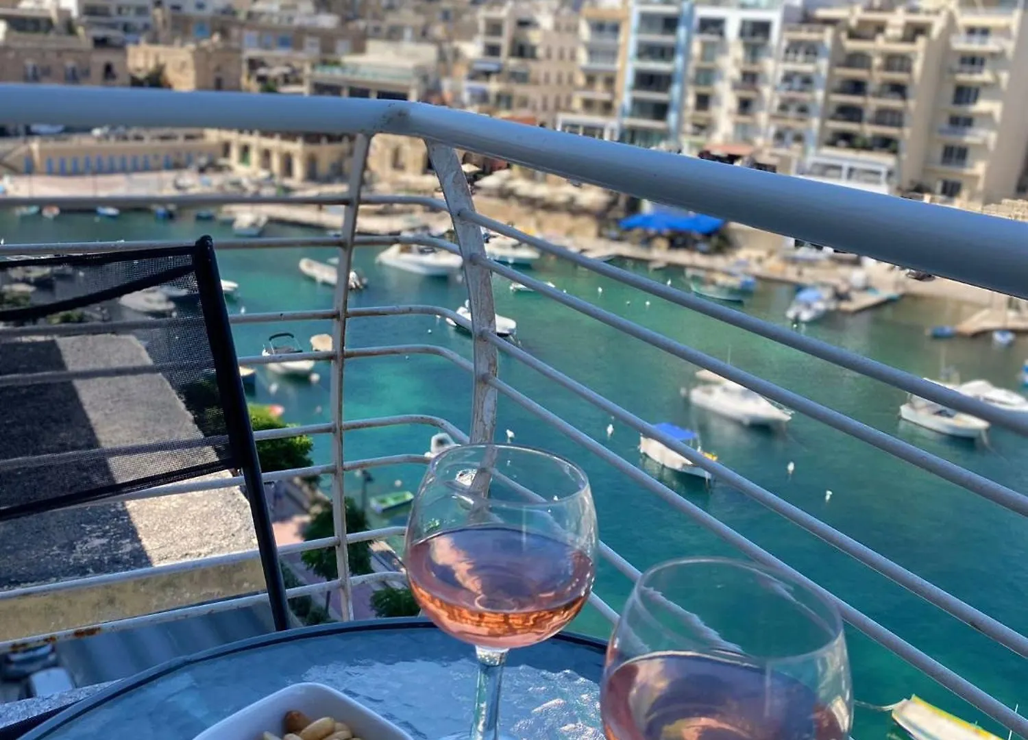 Spinola Shoreline Homestay St Julians Saint Julian's 0*,