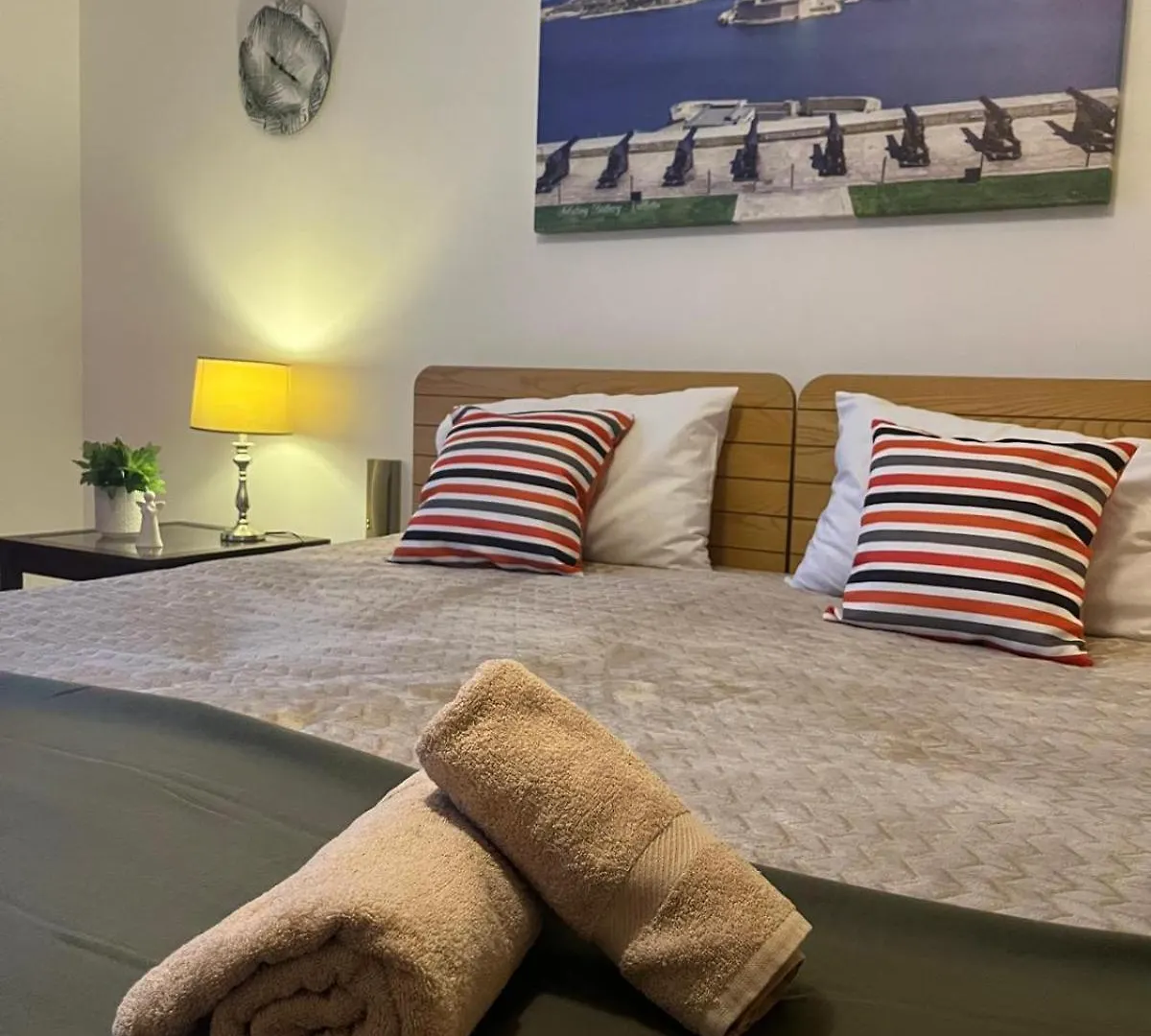 Spinola Shoreline Homestay St Julians Saint Julian's 马耳他