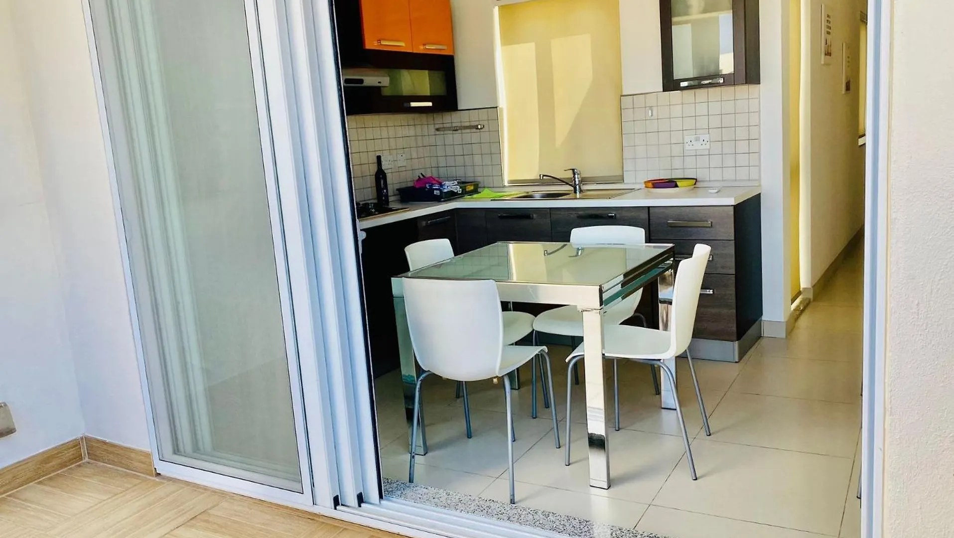 Spinola Shoreline Homestay St Julians Saint Julian's Apartment